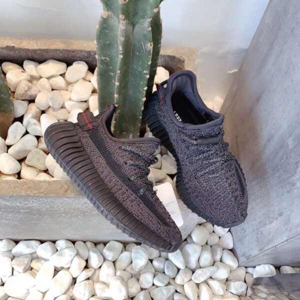 Adidas YEEZY BOOST 350 V2 KIDS Black Reflective - Slika 8