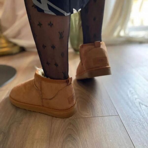 UGG Classic Ultra Mini smeđe