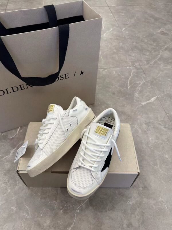Golden Goose Stardan White (Black star) - Slika 2