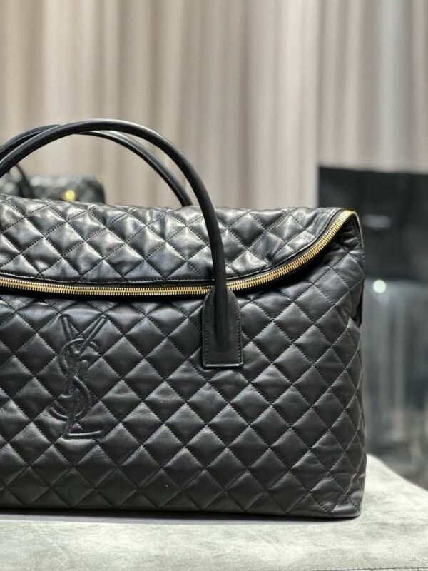 YSL Saint Laurent ES Giant Travel Bag in Smooth Quilted Leather with Gold Hardware - Slika 3