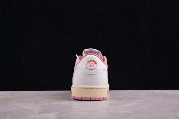 Jordan x Travis Scott Shy Pink - Slika 4