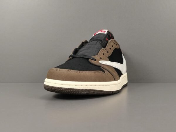 Jordan x Travis Scott Cactus Jack - Slika 3