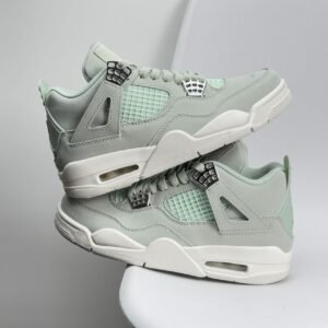 Air Jordan 4 Retro Green