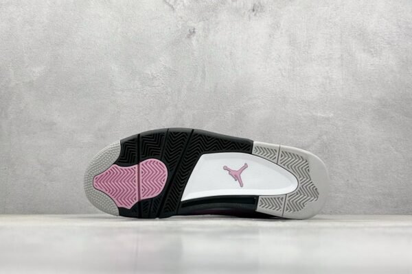Air Jordan 4 Orchid - Slika 14