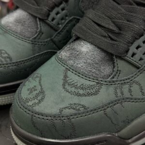Air Jordan 4 Retro KAWS Black