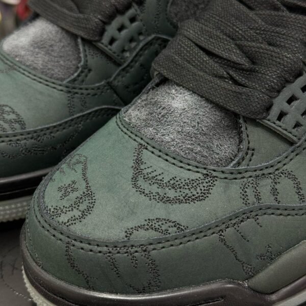 Air Jordan 4 Retro KAWS Black