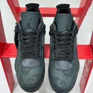Air Jordan 4 Retro KAWS Black
