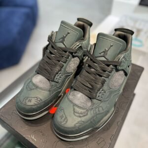 Air Jordan 4 Retro KAWS Black