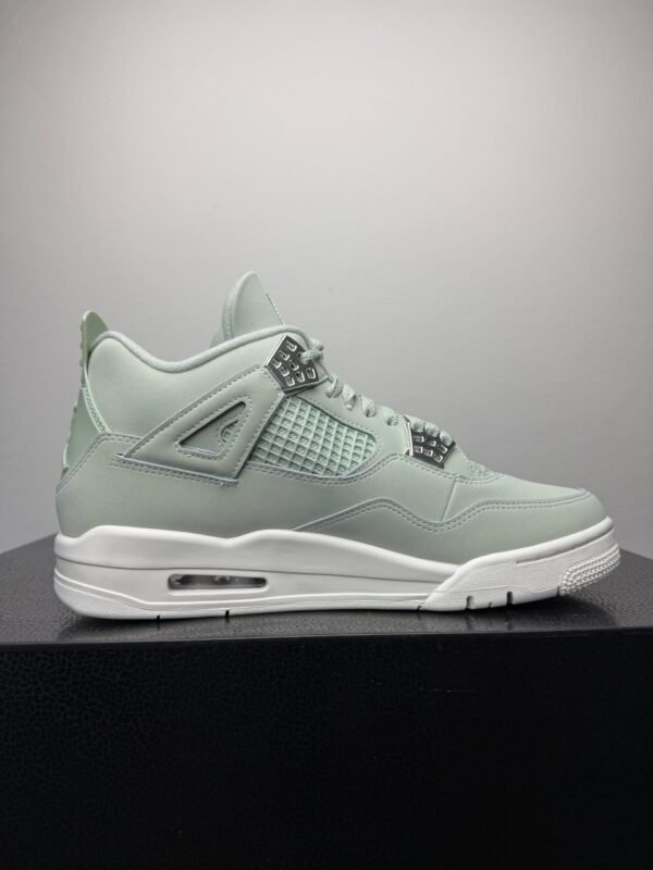 Air Jordan 4 Retro Green - Slika 3