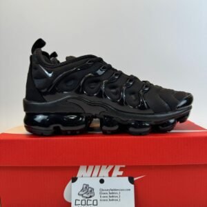Nike AIR VAPORMAX PLUS crne