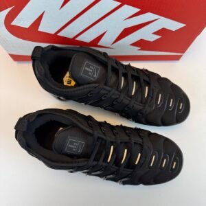 Nike AIR VAPORMAX PLUS crne