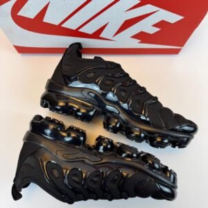 Nike AIR VAPORMAX PLUS crne