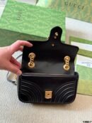 Gucci Marmont shoulder bag CRNA, SMALL