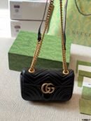 Gucci Marmont shoulder bag CRNA, SMALL
