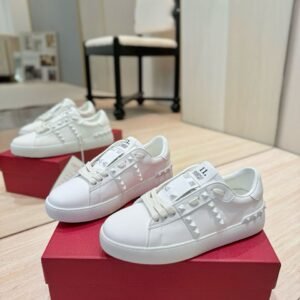 Valentino Garavani Rockstud Untitled bijele