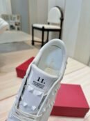 Valentino Garavani Rockstud Untitled bijele