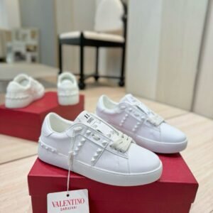 Valentino Garavani Rockstud Untitled bijele