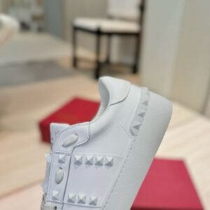 Valentino Garavani Rockstud Untitled bijele