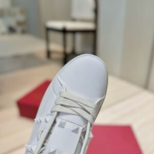 Valentino Garavani Rockstud Untitled bijele