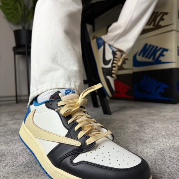 Jordan x Travis Scott Blue Mocha