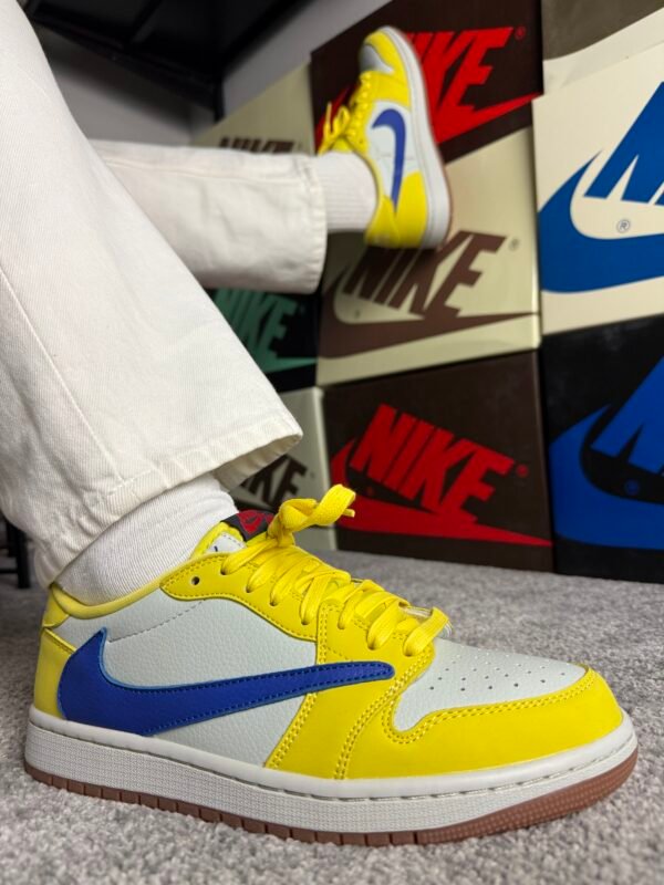 Jordan x Travis Scott Canary - Slika 4
