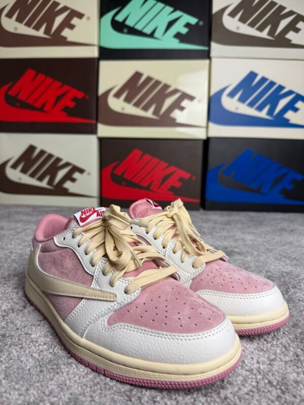 Jordan x Travis Scott Shy Pink - Slika 3