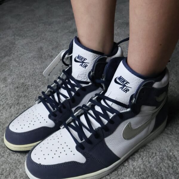 Air Jordan 1 Midnight Navy