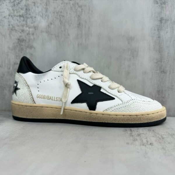 Golden Goose bALLSTAR White - Black Star - Slika 4