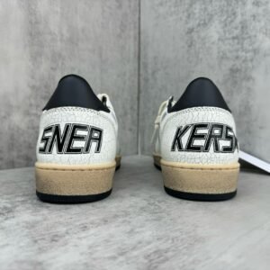 Golden Goose bALLSTAR White - Black Star