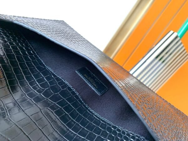 YSL Saint Laurent Uptown Croc crna - Slika 2