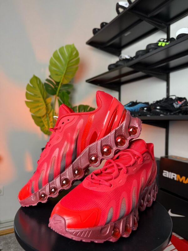 Nike AIR MAX DN8 RED - Slika 4