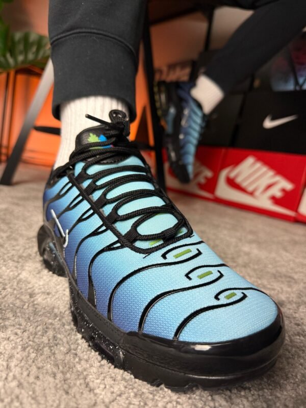 Nike AIR MAX PLUS GREEN