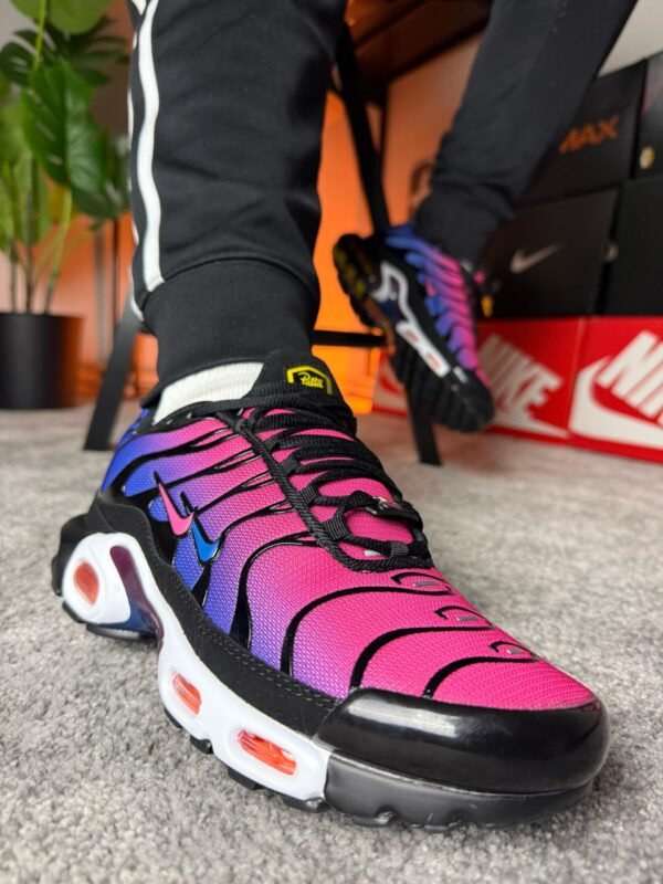 Nike AIR MAX PLUS PURPLE
