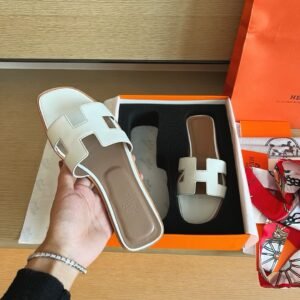 Hermes Oran White