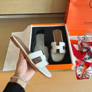 Hermes Oran White