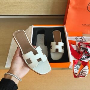 Hermes Oran White