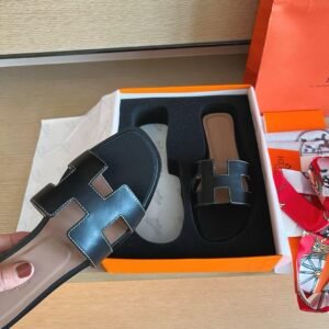 Hermes Oran Black