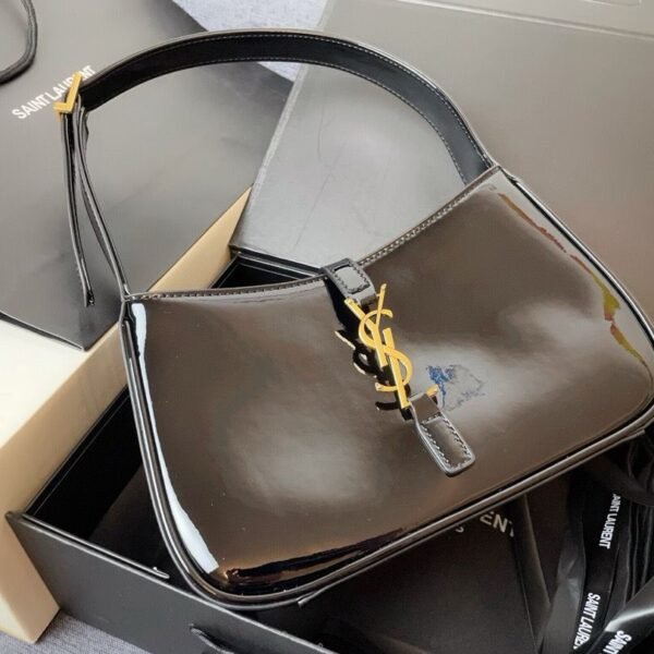 YSL Saint Laurent Le 5 à 7 Hobo Black "Patent leather"