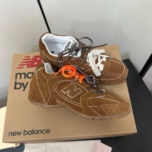 New Balance x Miu Miu smeđe tenisice
