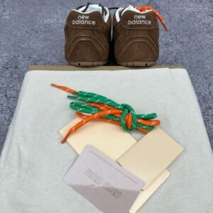 New Balance x Miu Miu smeđe tenisice