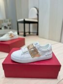 Valentino Garavani Rockstud White/Gold