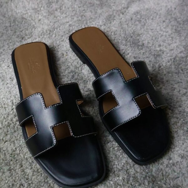Hermes Oran Black