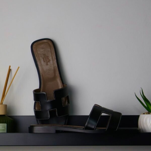 Hermes Oran Black