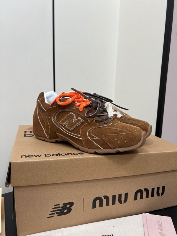 New Balance x Miu Miu smeđe tenisice - Slika 15