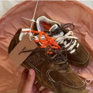 New Balance x Miu Miu smeđe tenisice