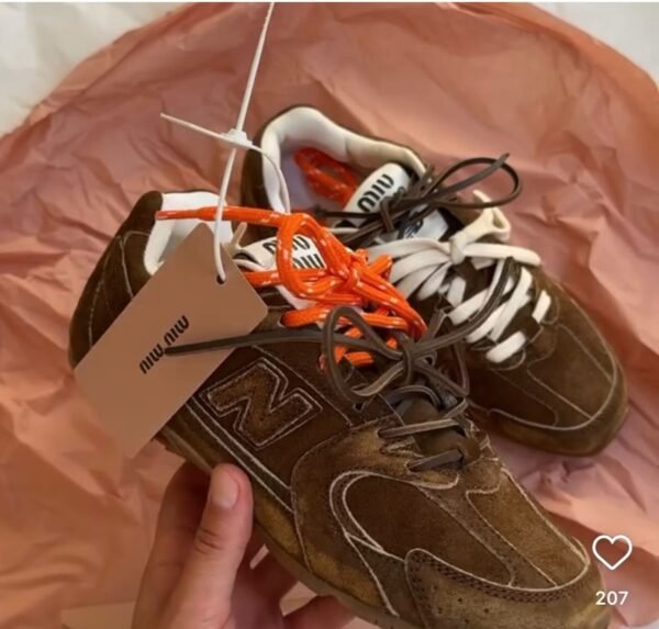 New Balance x Miu Miu smeđe tenisice - Slika 16