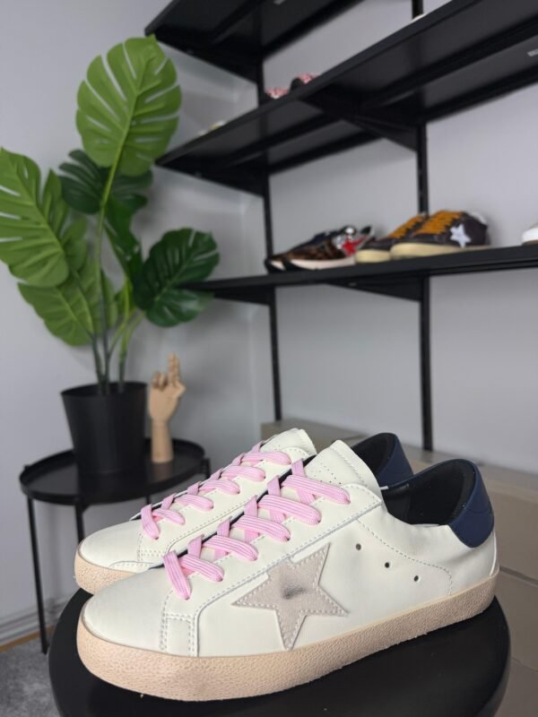Golden Goose Super Star "Love is all we need" - Slika 3
