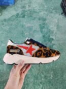 Golden Goose Running Sole Leopard / Red Star