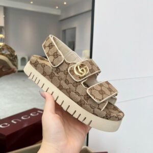 Gucci Sandale Marmont GG Beige