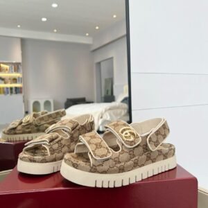 Gucci Sandale Marmont GG Beige
